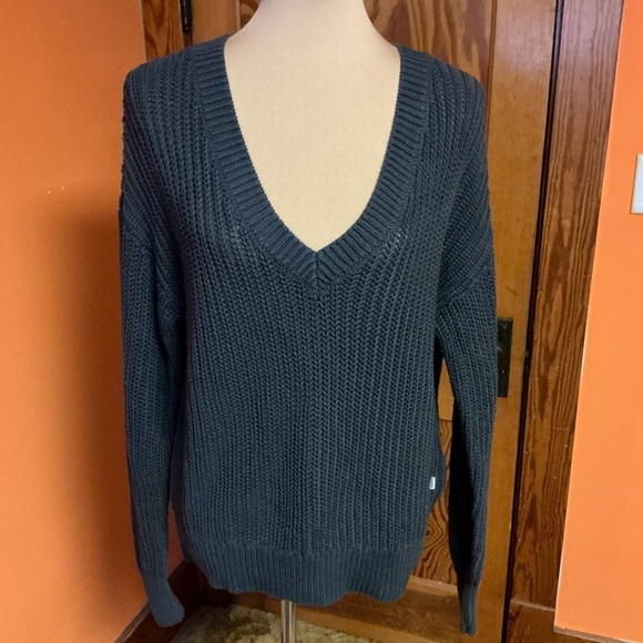 VS Pink V neck  Beachy Oversized Sweater - Picture 7 of 12